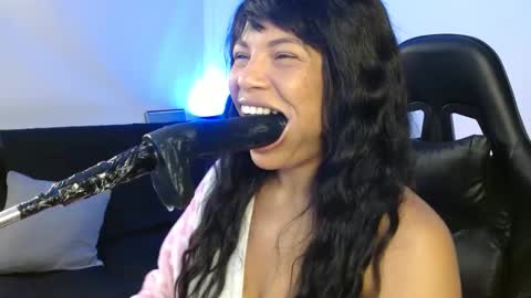 anabel alice gandara  online show from 02/04/25, 02:32