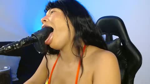 anabel alice gandara  online show from 02/07/25, 07:18