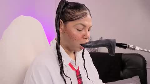 Snapshot of anabel693 chatting on 11/20/25, 07:30 anabel alice gandara online show from 11/20/25, 07:30