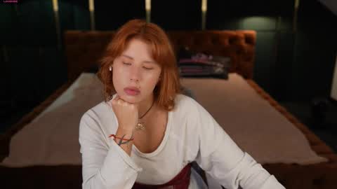 Snapshot of anabel_team054 chatting on 11/06/25, 11:33 PLAYHARD054 online show from 11/06/25, 11:33