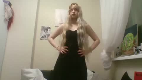 Malvina online show from 06/28/26, 07:09