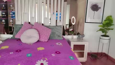 Anabella  online show from 06/08/26, 11:43