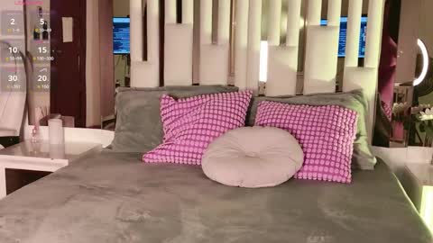 Anabella  online show from 06/09/26, 11:44