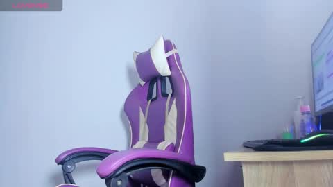 Snapshot of anabellabonariva chatting on 10/31/25, 11:50 Anabella online show from 10/31/25, 11:50