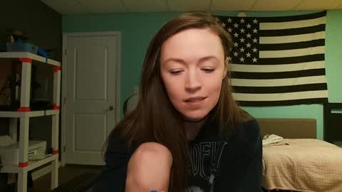 Snapshot of anabelleleigh chatting on 12/22/25, 03:03 Anabelleleigh online show from 12/22/25, 03:03
