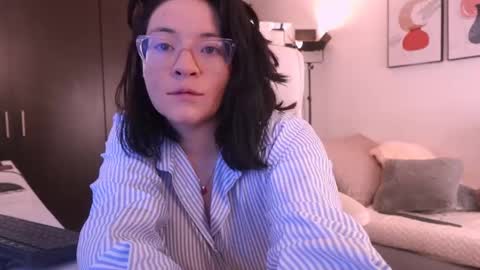 Snapshot of anah_ chatting on 11/22/25, 12:09 IG Soyanah online show from 11/22/25, 12:09