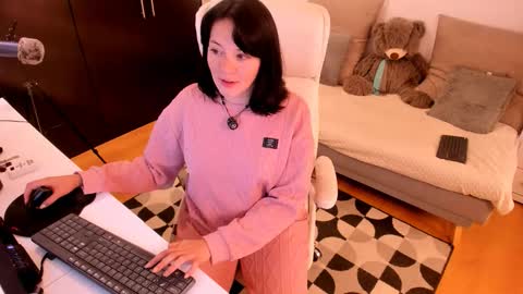 Snapshot of anah_ chatting on 12/02/25, 01:11 IG Soyanah online show from 12/02/25, 01:11