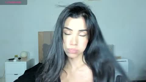 Ana Henao or Annie... Follow me ahenaocb Insta  X online show from 07/24/26, 10:52