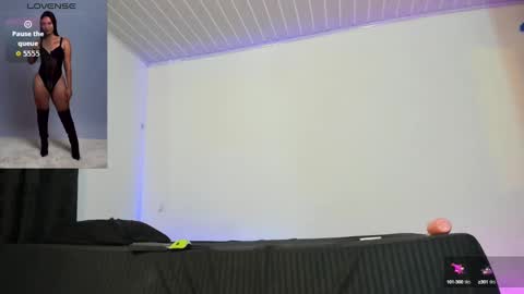 Ana  online show from 09/30/25, 02:05