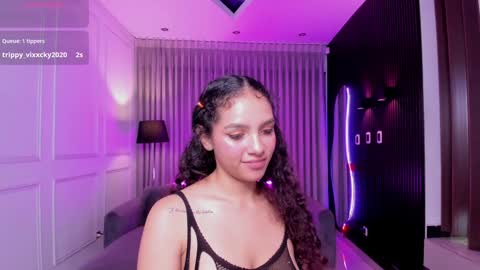 Anahi Curlie online show from 01/22/25, 06:52