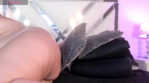 Anah Jones online show from 12/11/24, 12:33