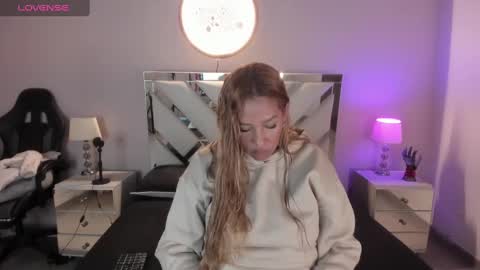 Anah Jones online show from 01/04/25, 09:52