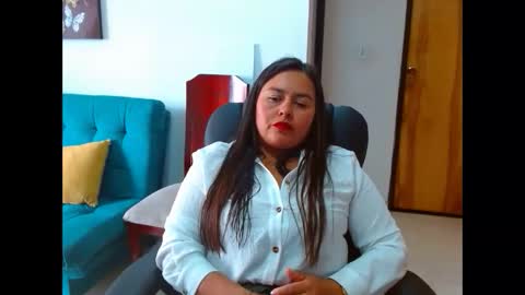 Snapshot of anaids_dam chatting on 11/11/25, 05:46 anaids online show from 11/11/25, 05:46