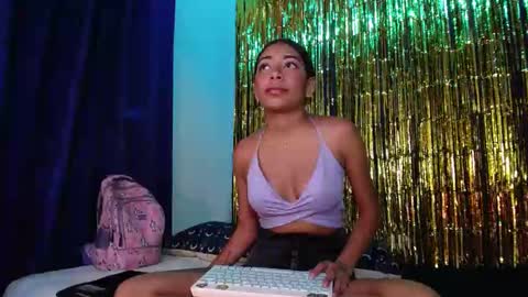 anais  cooper  online show from 12/29/24, 08:04