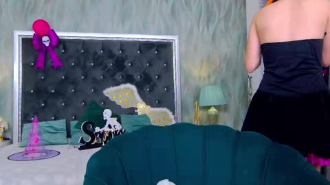 Snapshot of anais_carter chatting on 10/30/25, 04:47 Anais Carter online show from 10/30/25, 04:47