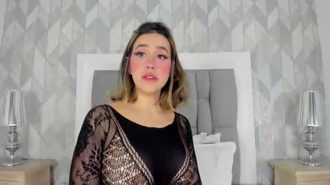   online show from 11/01/25, 11:34