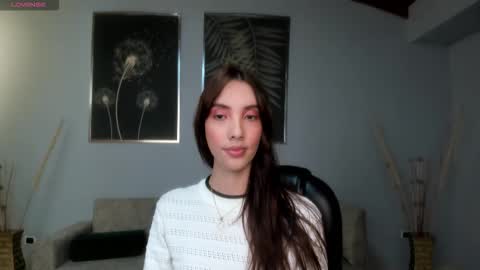 Snapshot of anaisnin1 chatting on 11/18/25, 03:34 Anais Nin online show from 11/18/25, 03:34