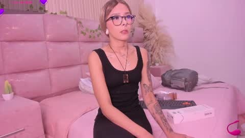 Ana online show from 06/25/26, 03:39