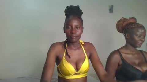 Snapshot of analeia_ chatting on 01/06/25, 09:00 Analeia online show from 01/06/25, 09:00