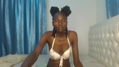 Snapshot of analeia_ chatting on 02/12/25, 11:09 Analeia online show from 02/12/25, 11:09