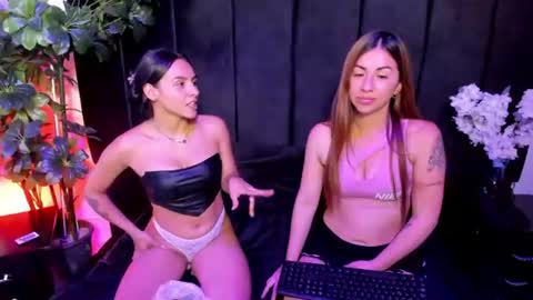 AbbyAndAntonela online show from 06/11/26, 05:44