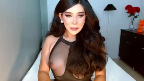 Snapshot of analordgoddessxx chatting on 02/10/25, 01:24 Thena online show from 02/10/25, 01:24