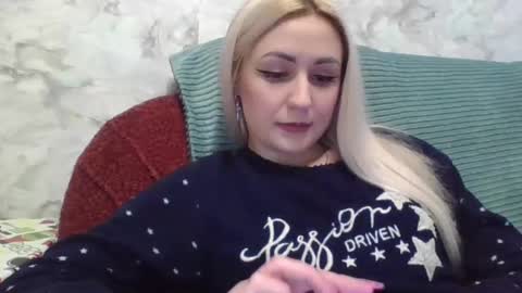 analqueen2024 online show from 01/22/25, 09:35