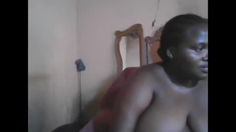 Snapshot of analslut1987 chatting on 02/03/25, 02:02 analslut1987 online show from 02/03/25, 02:02