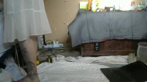 Snapshot of analwhore666 chatting on 01/26/25, 02:52 kinkylilanalslut online show from 01/26/25, 02:52