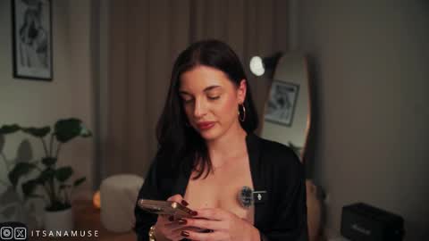 Ana online show from 10/12/25, 09:36