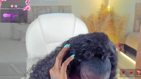 A N A  my connection hours are from 600 pm to 12 pm Colombian time online show from 04/28/26, 01:37