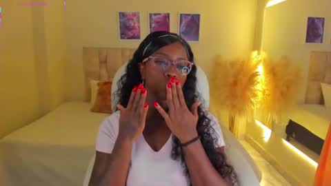 A N A  my connection hours are from 600 pm to 12 pm Colombian time online show from 07/16/26, 02:17