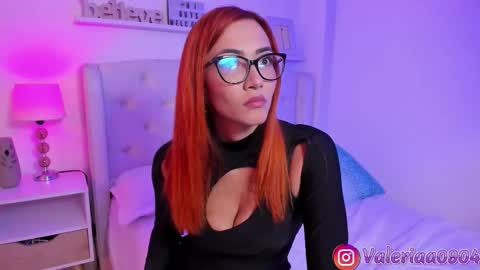 Snapshot of anaperla_ chatting on 12/22/25, 12:18 Valeria Arias online show from 12/22/25, 12:18