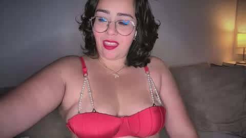 Snapshot of anastaciabluesmilf chatting on 02/27/26, 04:56 Anastacia online show from 02/27/26, 04:56
