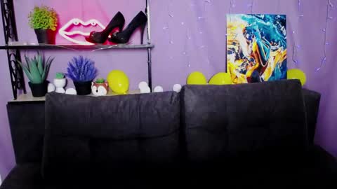 anastacyyellig online show from 01/20/25, 11:32