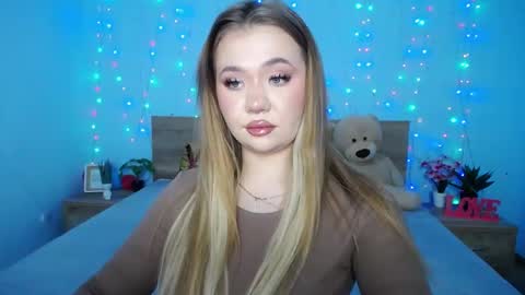 anastacyyellig online show from 01/30/25, 11:33