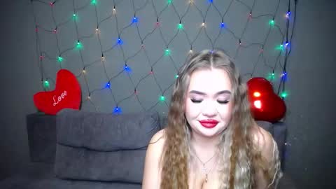 Snapshot of anastacyyellig chatting on 02/14/26, 10:17 anastacyyellig online show from 02/14/26, 10:17