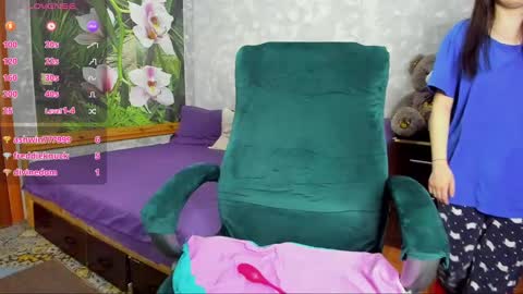 Snapshot of anastasia_gold1 chatting on 12/03/24, 07:44 anna online show from 12/03/24, 07:44