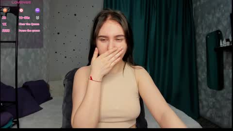 Snapshot of anastasia_gold1 chatting on 02/02/25, 04:05 anna online show from 02/02/25, 04:05