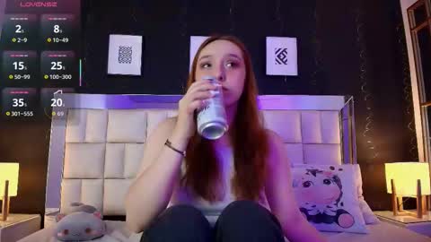 Snapshot of anastasia_windel chatting on 10/10/25, 08:08 Anastasia  online show from 10/10/25, 08:08