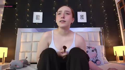 Snapshot of anastasia_windel chatting on 10/11/25, 09:46 Anastasia  online show from 10/11/25, 09:46