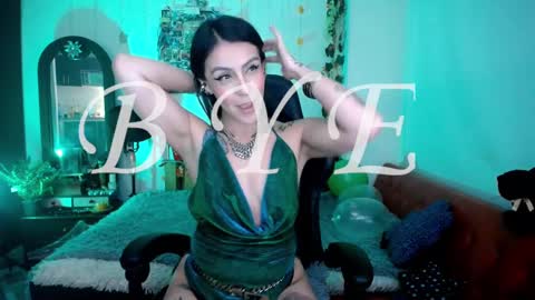 Jennyfer.... but u can say me Anastasia online show from 02/13/25, 09:30