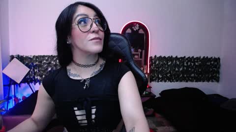 Jennyfer.... but u can say me Anastasia online show from 11/14/25, 06:12