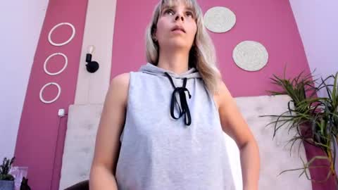 anastasia online show from 07/08/26, 11:48