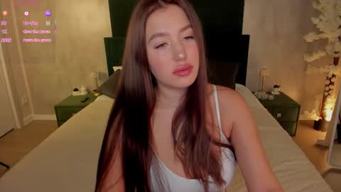 Anastasia online show from 09/24/25, 12:14