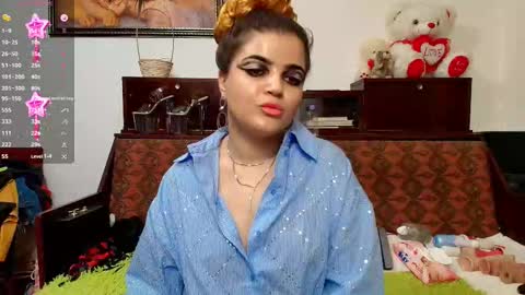 Snapshot of anasunshine chatting on 10/30/25, 11:44 Ana online show from 10/30/25, 11:44