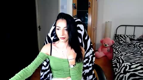 Snapshot of anaxsin chatting on 11/13/25, 04:39 sweetSin online show from 11/13/25, 04:39