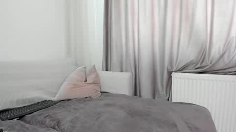 Andreea online show from 02/25/25, 10:04