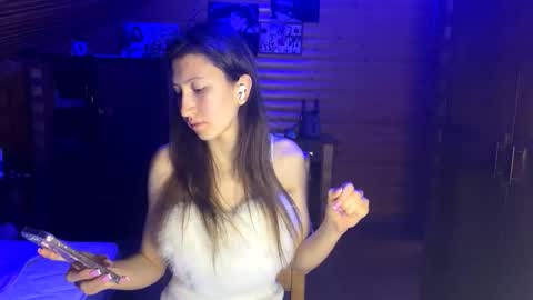 Ashley Cooper online show from 11/05/25, 05:24