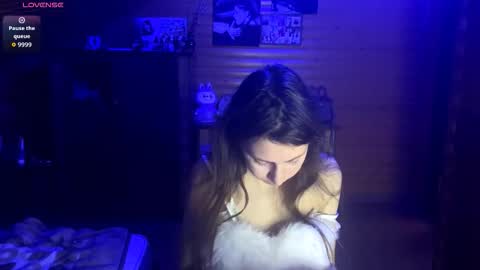 Ashley Cooper online show from 11/07/25, 05:35